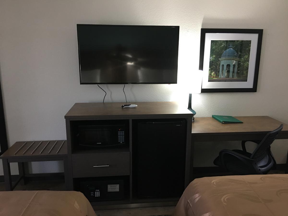 Quality Inn Greenville Near University Extérieur photo