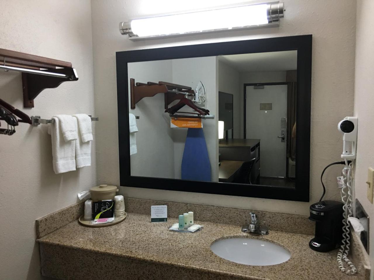 Quality Inn Greenville Near University Extérieur photo